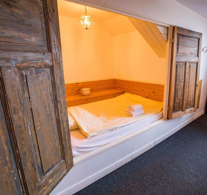 Simmerwille B&b- Camping- Bootverhuur *
