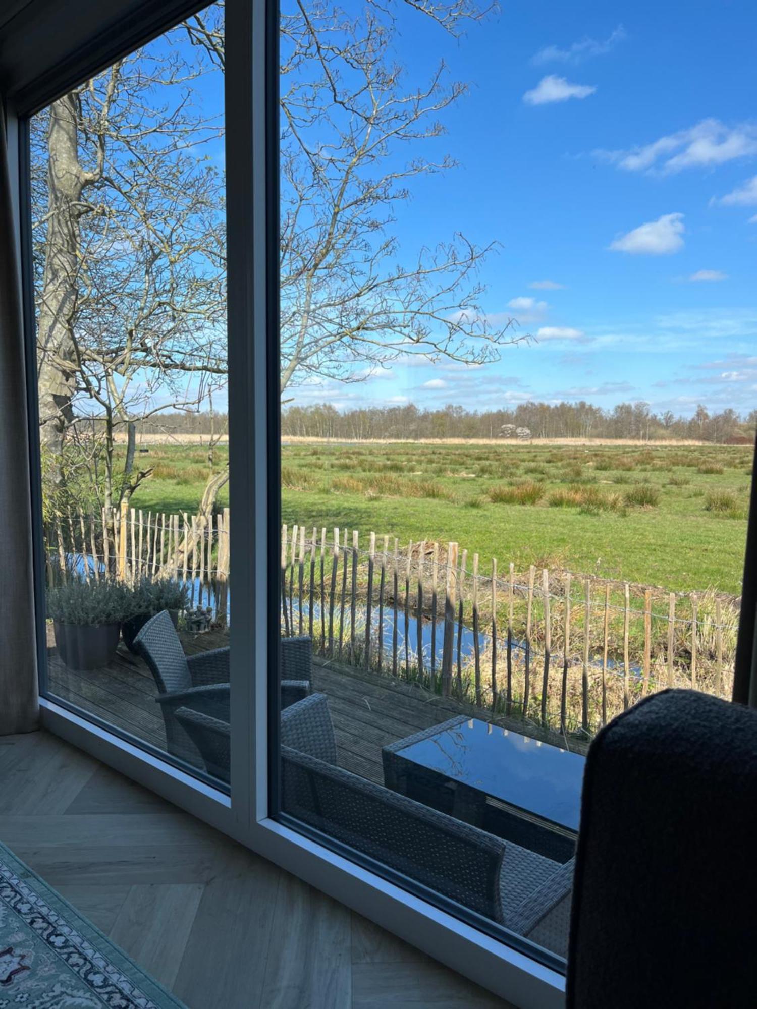 Simmerwille B&b- Camping- Bootverhuur Couette-café Earnewâld
