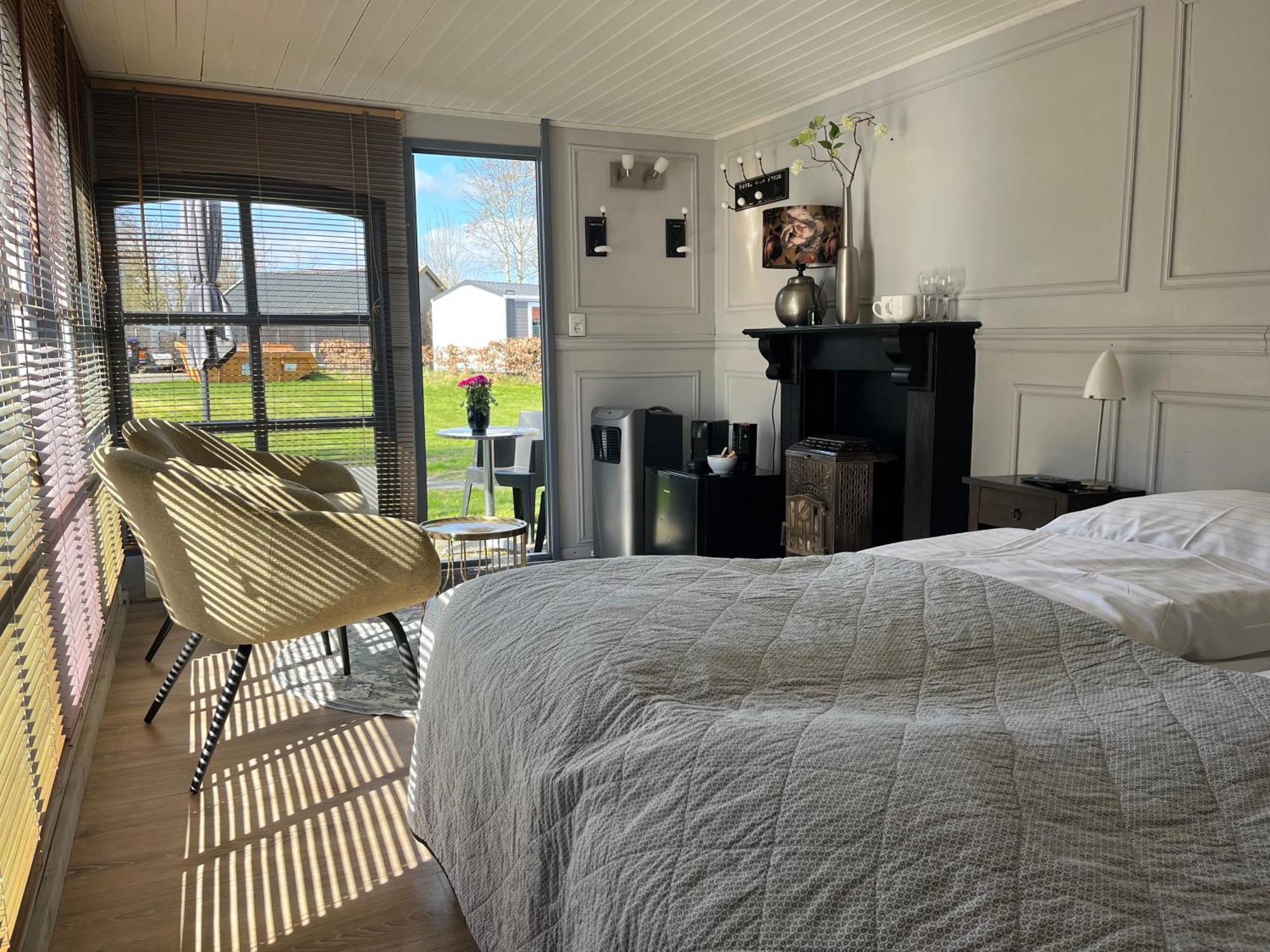 Simmerwille B&b- Camping- Bootverhuur *