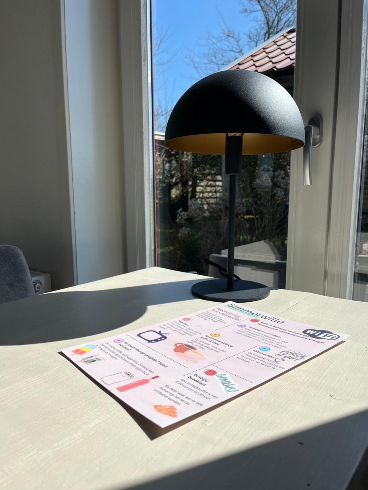 Couette-café Simmerwille B&b- Camping- Bootverhuur Earnewâld